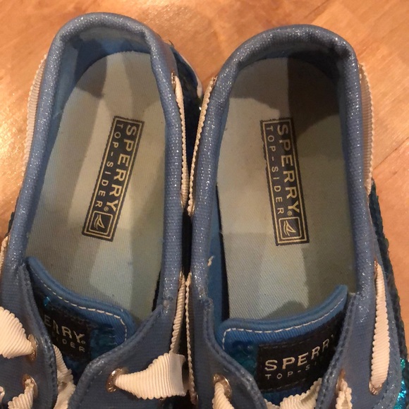 Sperry - Picture 2 of 5
